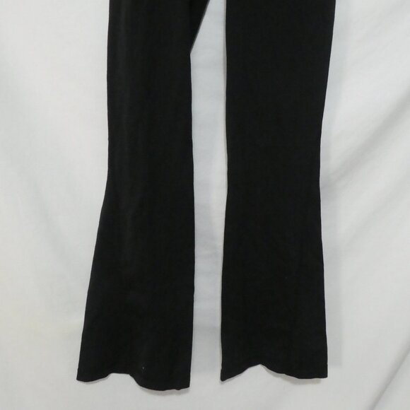 LULULEMON ATHLETICA | 4 regular | Black Flared Leggings - Picture 7 of 16